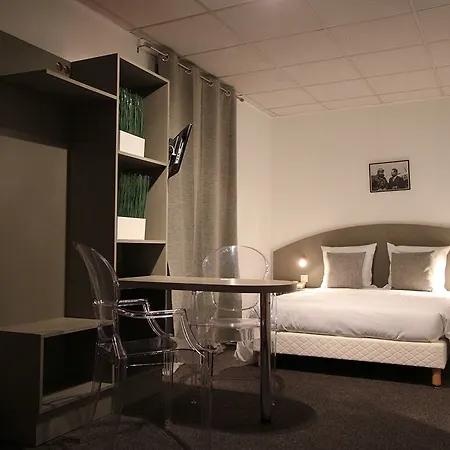 Hotel Vol De Nuit Purpan 2*