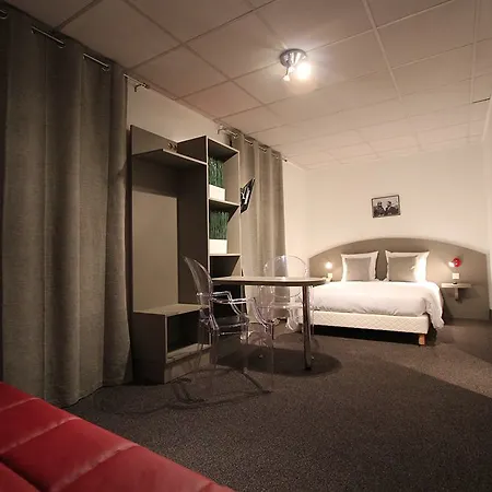 Hotel Vol De Nuit Purpan 2*